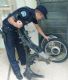 Guarda Civil localiza peas de motocicleta em matagal