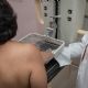 Outubro Rosa: pacientes tero transporte gratuito para fazer exame de mamografia