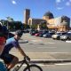 Dupla de ciclistas percorre 510 km para ajudar Oncologia do HCFMB